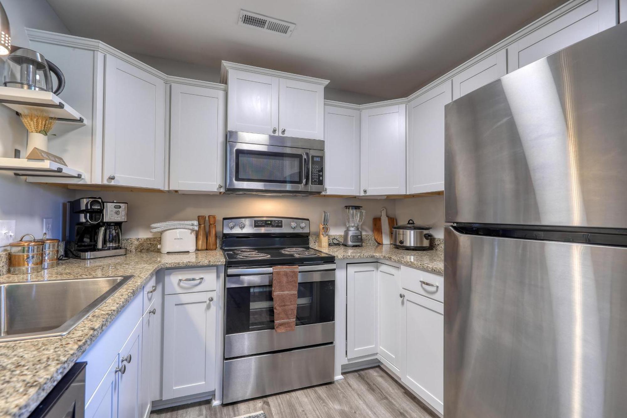 Вілла 1408 Perrin Dr, Unit D - Ocean Walk Sleeps 8 Мертл-Біч Екстер'єр фото