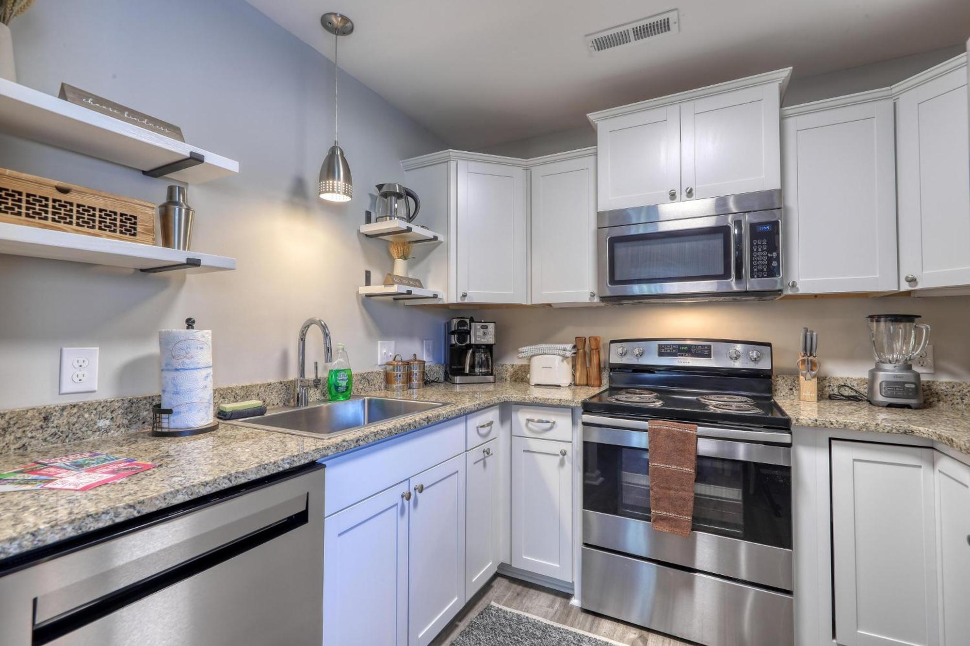 Вілла 1408 Perrin Dr, Unit D - Ocean Walk Sleeps 8 Мертл-Біч Екстер'єр фото