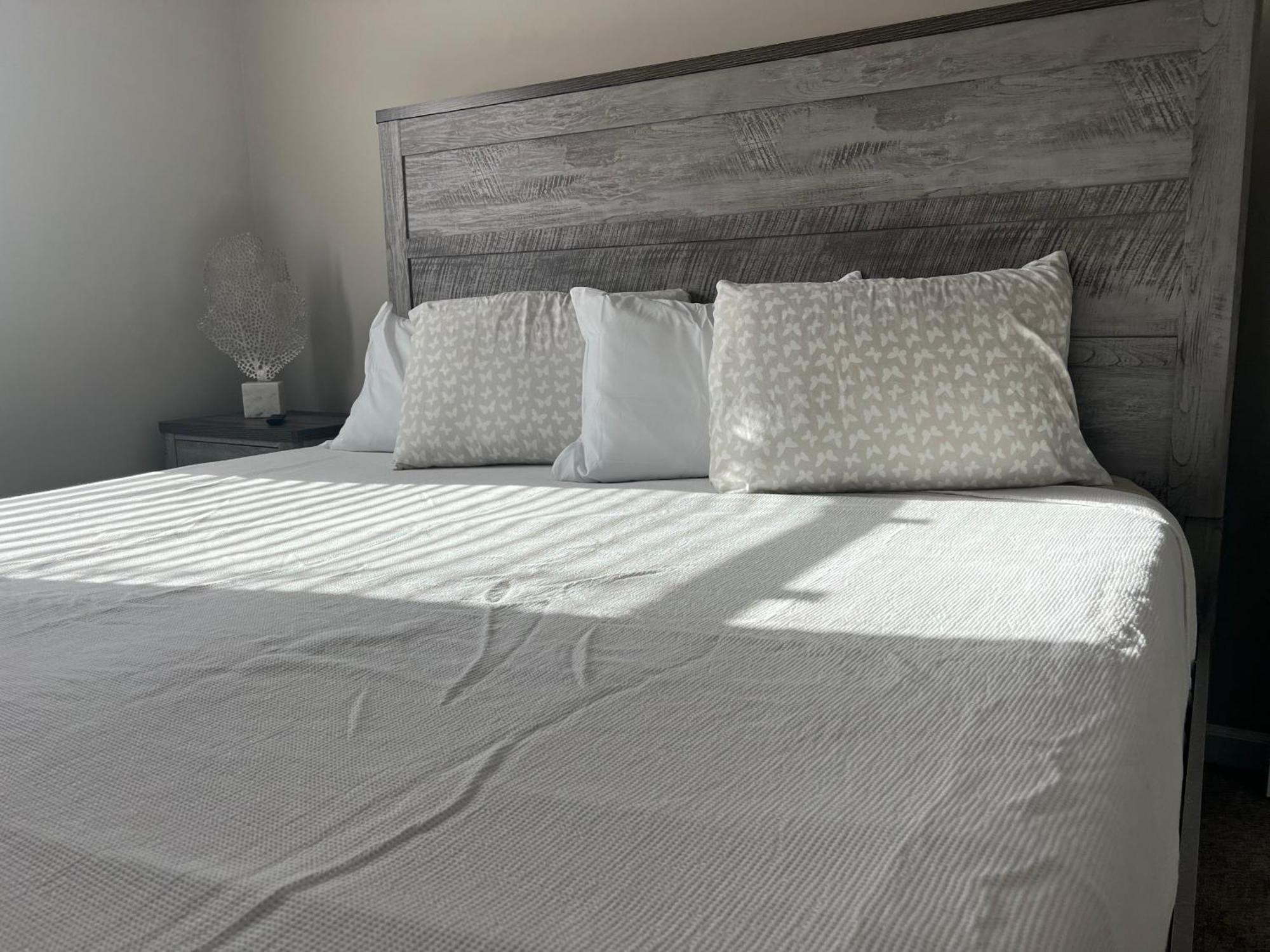 Вілла 1408 Perrin Dr, Unit D - Ocean Walk Sleeps 8 Мертл-Біч Екстер'єр фото