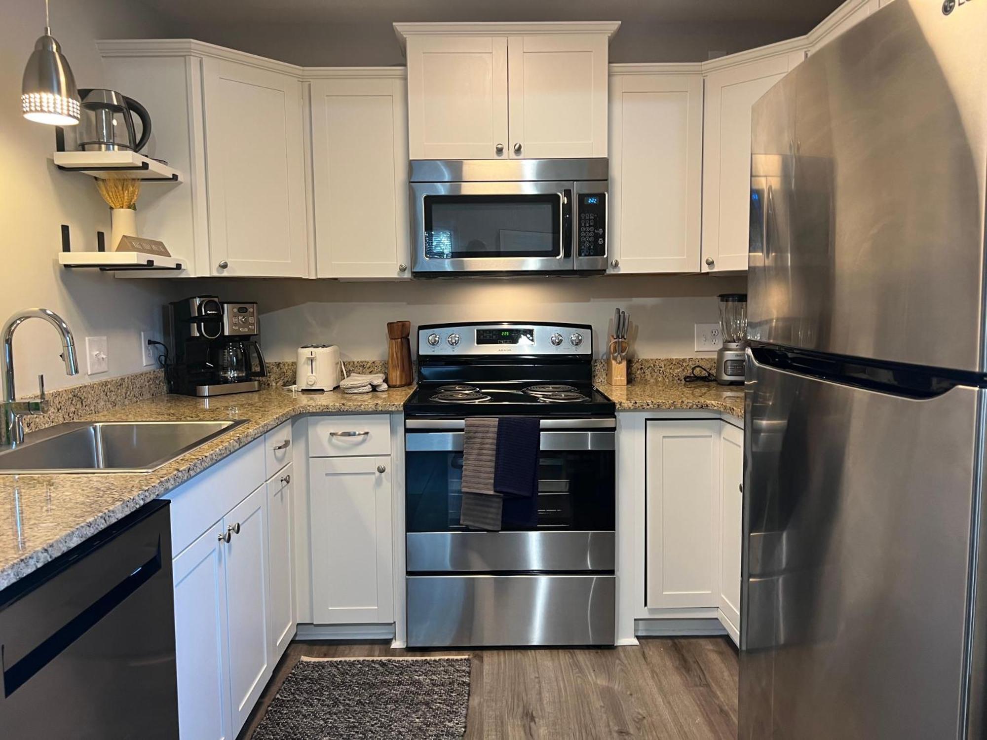 Вілла 1408 Perrin Dr, Unit D - Ocean Walk Sleeps 8 Мертл-Біч Екстер'єр фото